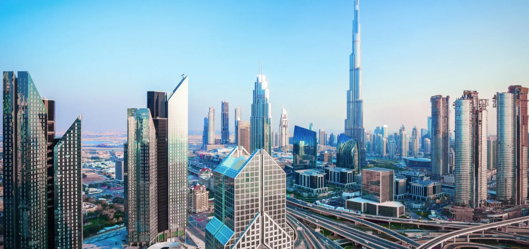 Best Visit Visa Service in Dubai – Trusted Amer Center for UAE Government Services